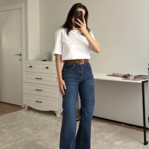 High-Waisted Straight Denim zara