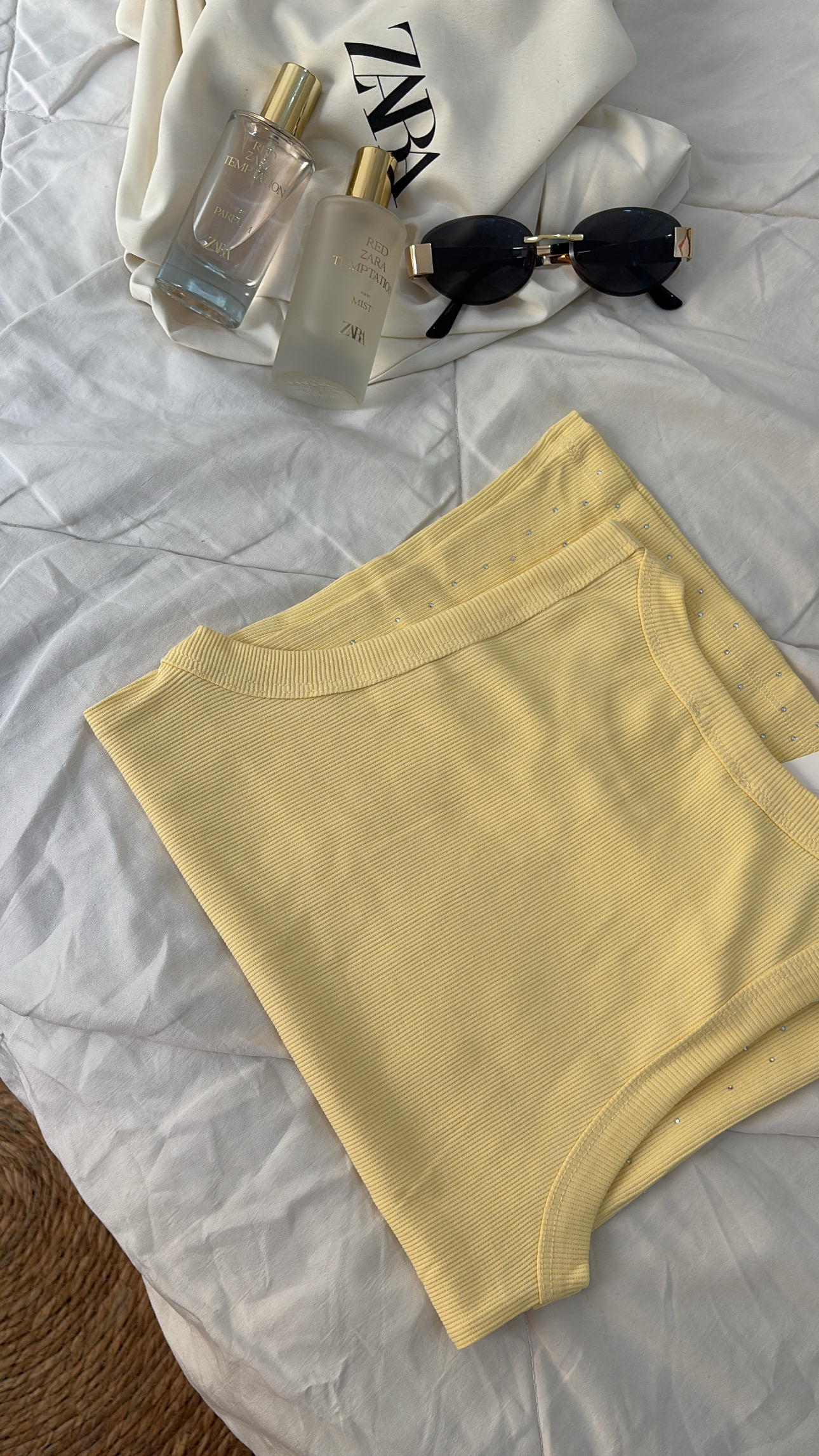 Yellow Ribbed Rhinestone Tank Top ✨ - Image 4